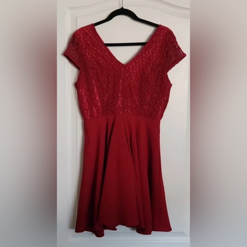 NEW Beautiful red dress!